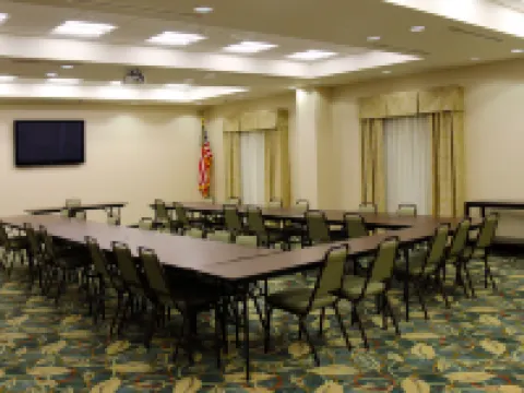 Holiday Inn Express & Suites PERRY by IHG Hoteles en Perry