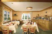 Landhotel Repetal Hotels in Lennestadt
