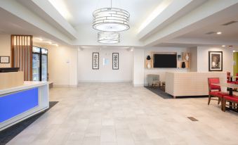 Holiday Inn Express & Suites Longmont - Boulder Area