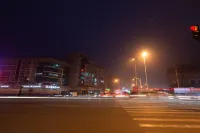 Yi Ai Hotel (Yangzhou Slender West Lake Wutinglong Toy City Branch)