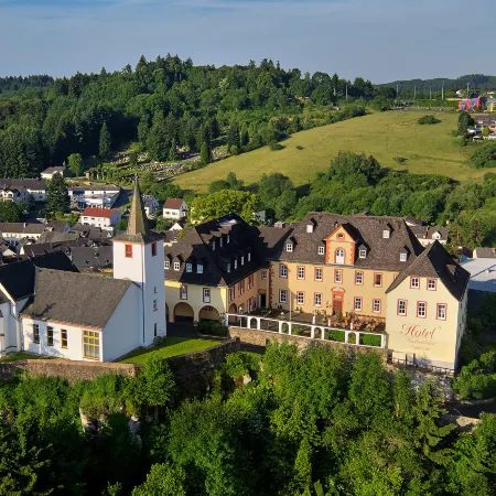 Schloßhotel Kurfürstliches Amtshaus Dauner Burg
