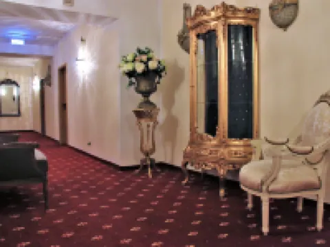 Aparthotel Scheuer Hoteles en Hurth-Hermulheim