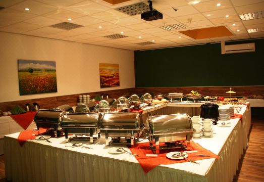 1. 파크호텔 노이브..