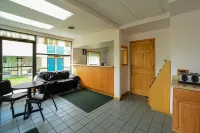 Loyalty Inn Maryville Hotels in Troy