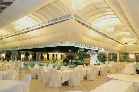 Grand Hotel Osman Отели в г. Атена-Лукана