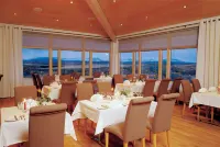 The Hill Hotel at Flúðir Hotels in Fludir