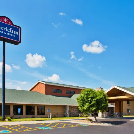 AmericInn by Wyndham Lincoln North