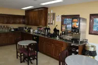 Jameson Inn - Perry - breakfast