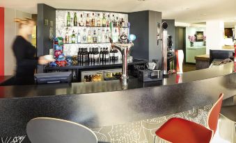 ibis London Luton Airport