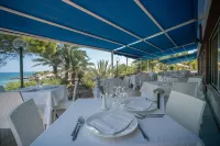 Grotta Palazzese Beach Hotel Các khách sạn ở Polignano a Mare