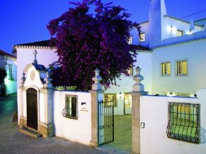 Pousada de Ourem - Charming Hotel