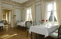 Dwór Kombornia Hotel&Spa Hotels in Krosno
