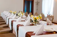 Hotel Hugo Business & Spa - breakfast