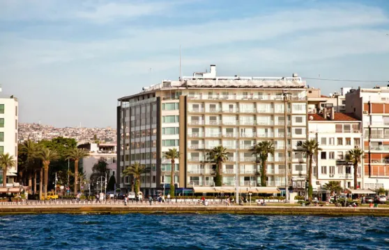 伊茲密爾帕拉斯酒店