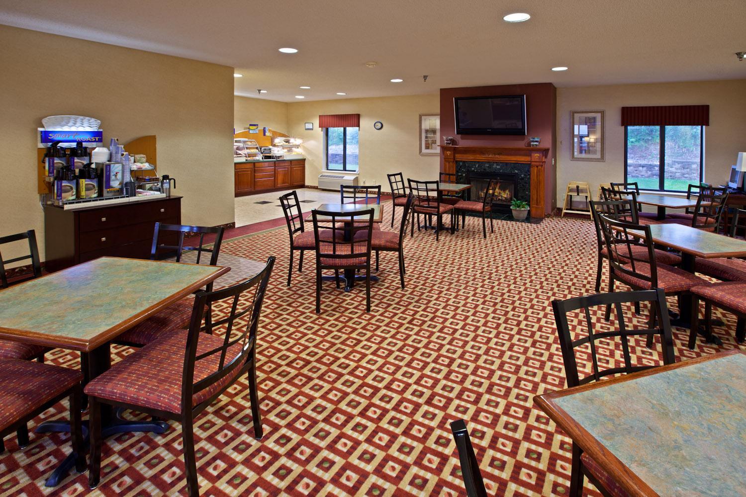 Holiday Inn Express Cloverdale - Greencastle, an Ihg Hotel