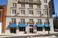 Hampton Inn & Suites Montgomery-Downtown Hotels near Wright Brothers Park
