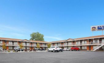 Corn Palace Inn