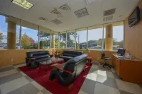 Rodeway Inn MacArthur Airport Hotels in Central Islip