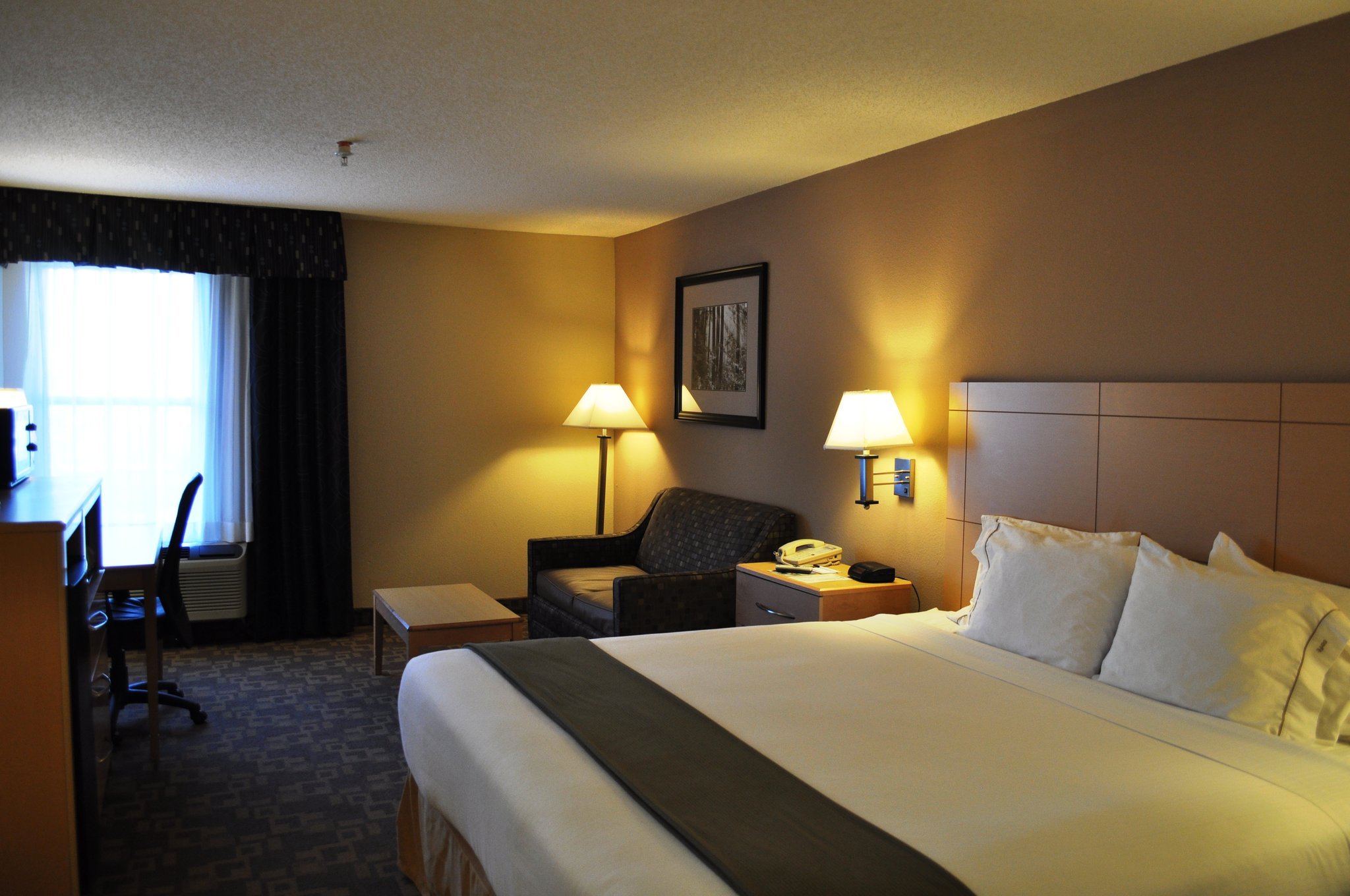 SureStay Plus Hotel by Best Western Roanoke Rapids I-95