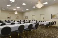 Park Inn by Radisson Sharon فنادق في Shenango Township