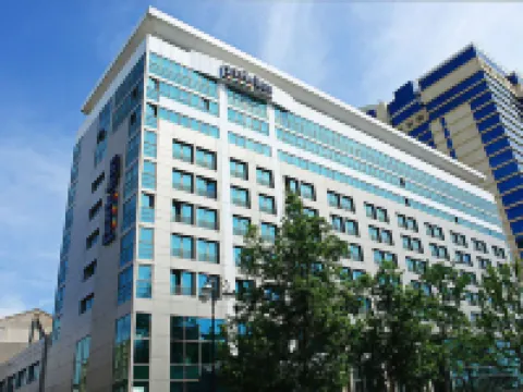 Radisson Hotel Baku Hotels near Baku Boulevard