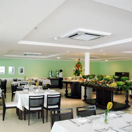 Bahia Plaza Hotel