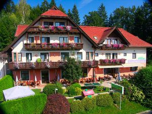 Hotel Karntnerhof Velden by S4Y