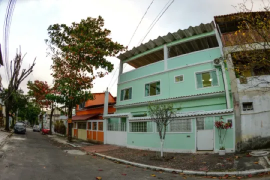 Hotel Casa Bonita Отели рядом с достопримечательностью «Museu do Corpo de Fuzileiros Navais»