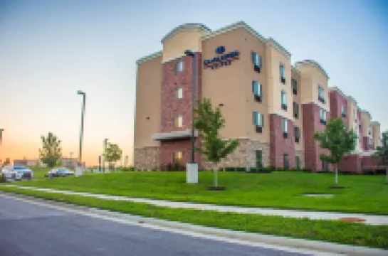 Candlewood Suites OVERLAND PARK - W 135TH ST. by IHG