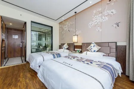 Junyi Hotel Отели рядом с достопримечательностью «Xiajian River Scenic Area»