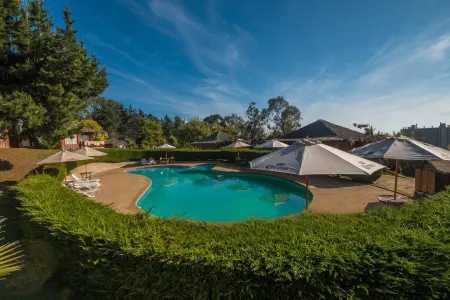 Pao Pao Lodge Algarrobo Отели в г. Мирасоль