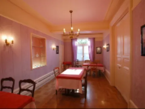 Logis Grand Hôtel de l'Europe Hotels in Langres