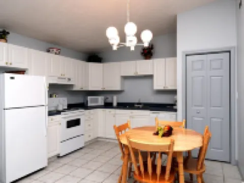 Gaudet Chalets & Motel Hotels in Shediac