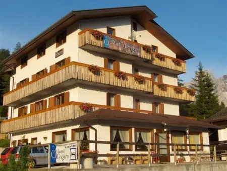 Hotel Garni Ongaro Отели в г. Борка-ди-Кадоре
