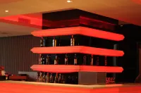 E Hotel - ที่มีบาร์
