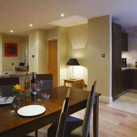 Premier Suites Dublin, Leeson Street Отели рядом с достопримечательностью «Место проведения Дублинского марафона»