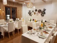 Casa Relogio de Sol Hotels in Cambres