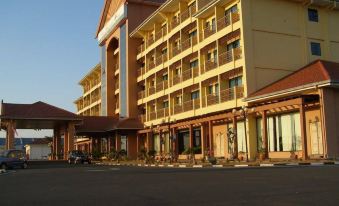 Putra Brasmana Hotel