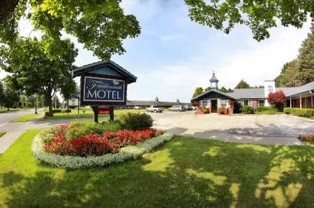 Frankenmuth Motel Отели в г. Берч Ран