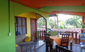 Cabinas Tortuguero Natural