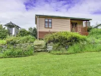 Kerrellie Cottages 2, 4 & 8 Reid Street