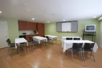 Premier Inns Tolleson - موتيلات