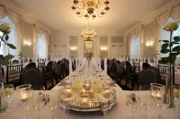 Vraa Slotshotel - Desayuno