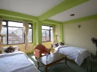 Hotel Yala Peak Hotels near Bhimsen Tower