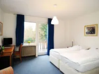 Hotel Waldesruh Hotels near Benrath