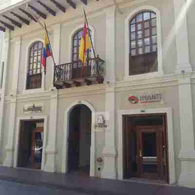 聖路西亞屋 - 廣場酒店 Hotel Exterior