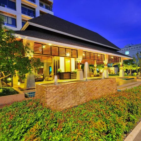 Mida Hotel Don Mueang Airport Отели рядом с достопримечательностью «Лакси»