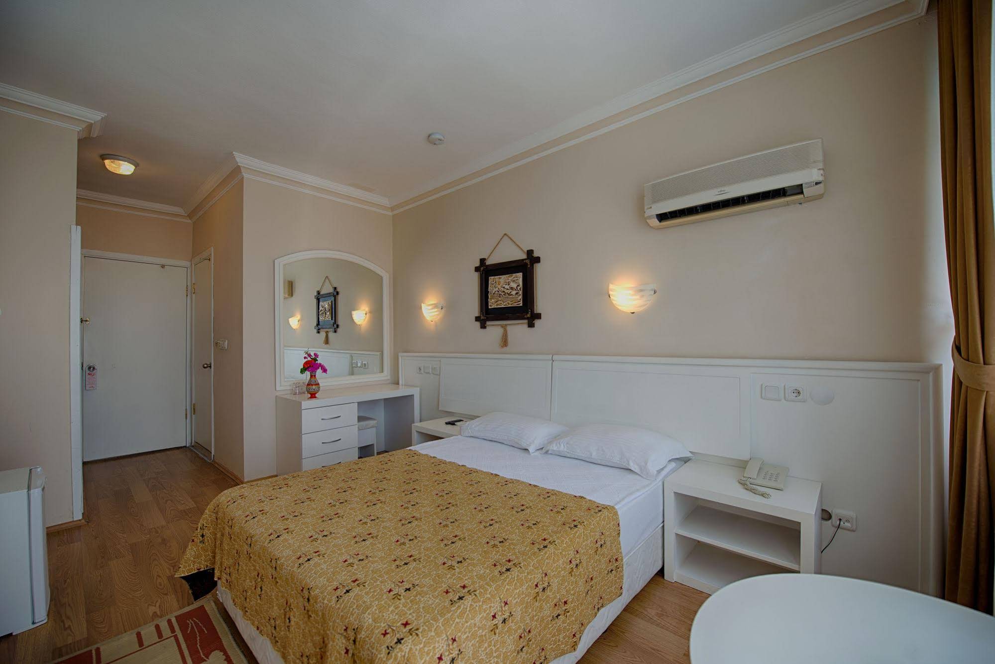 Lara World Hotel