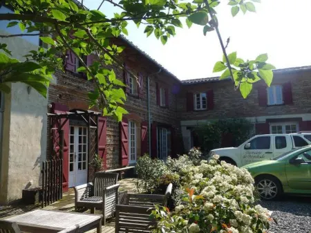 Logis Domaine de Peyrolade