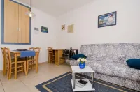 Apartments & Room Frane